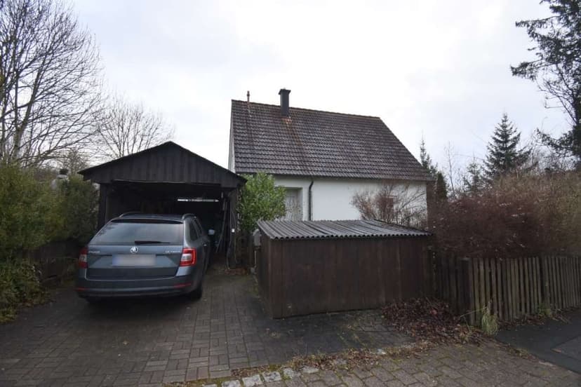 Einfamilienhaus, Carport 