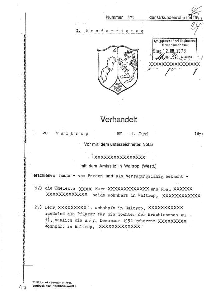 Sondereigentum Wohnung im Kellergeschoss, Erdgeschoss und Dachgeschoss mit Kellerräumen (als Einfamilienhaus)