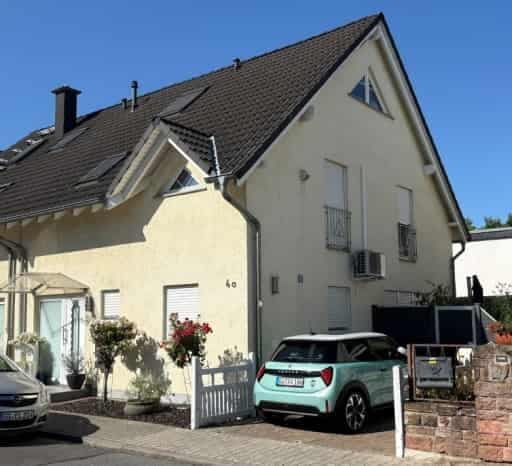 Doppelhaushälfte