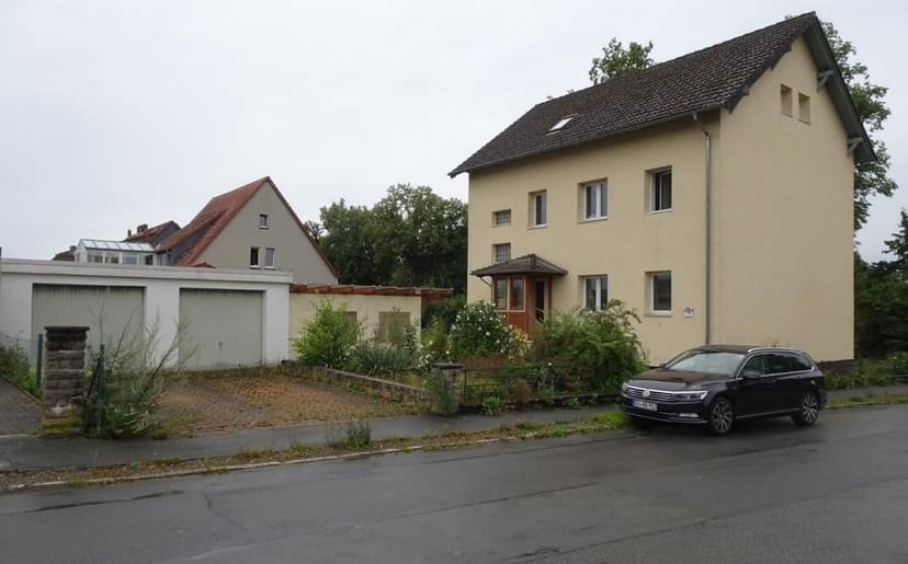 Zweifamilienhaus