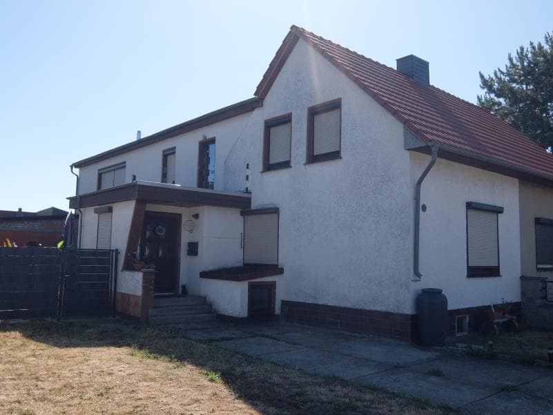 Doppelhaushälfte, Einfamilienhaus