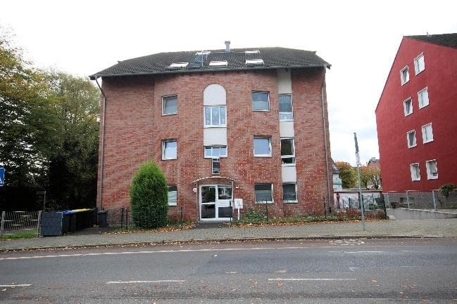 Wohn-/Geschäftshaus