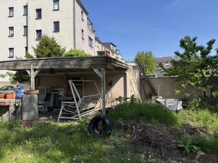 gemischt genutztes Gebäude (Zahnarztpraxis und Wohnung) - Bild 1