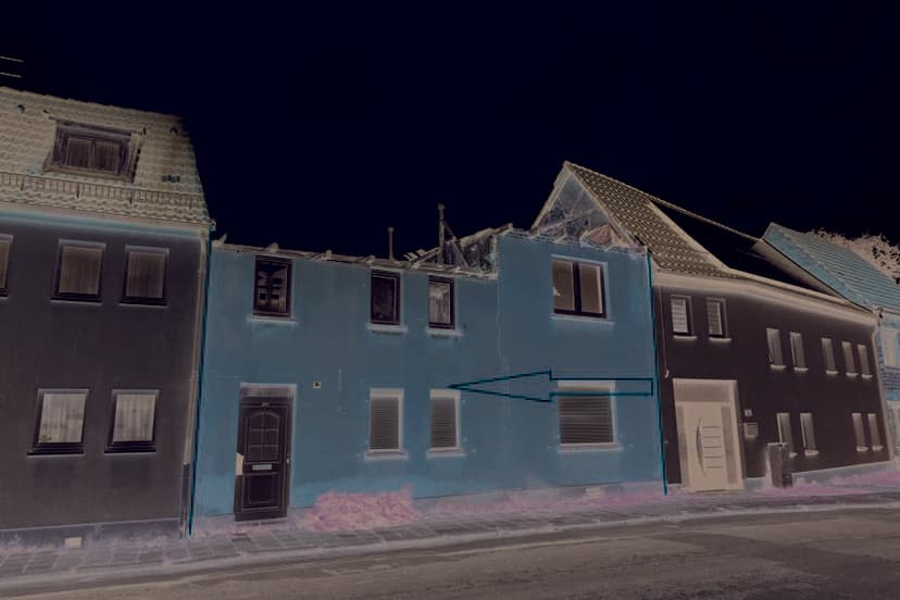 Ruine Reihenmittelhaus