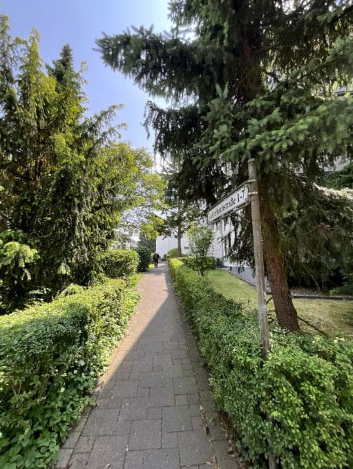 Kfz-Stellplatz (Tiefgarage), Eigentumswohnung (3 bis 4 Zimmer), WE Nr. 73 und TG Nr. 47