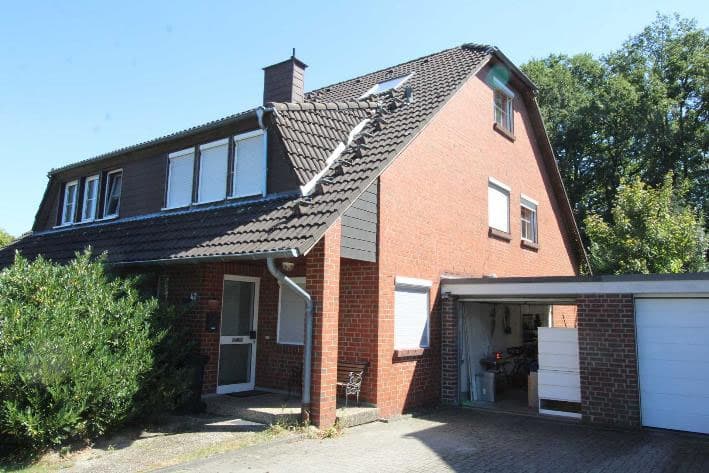 Garage, Doppelhaushälfte