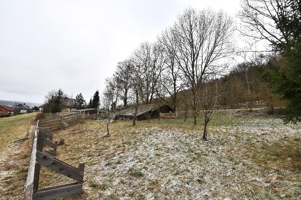 unbebautes Grundstück - Bild 1