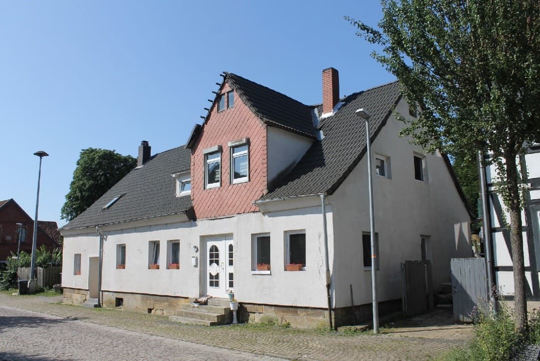 Zweifamilienhaus - Bild 1