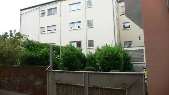 sonstiges Teileigentum (z.B. Keller, Hobbyraum), Mehrfamilienhaus, Kfz-Stellplatz (Tiefgarage), Eigentumswohnung (3 bis 4 Zimmer) - Bild 1