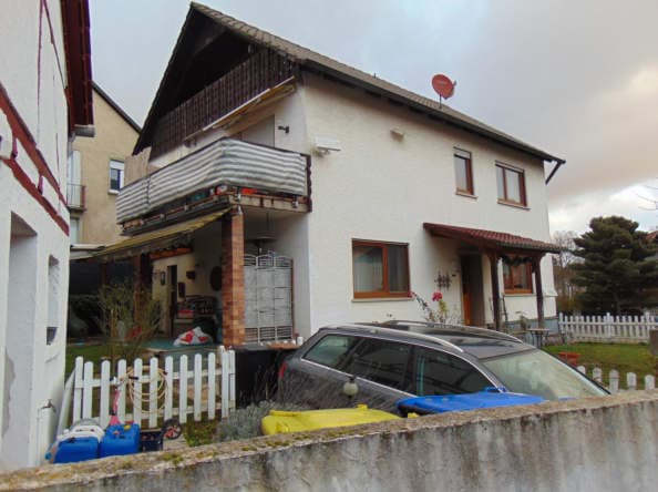 Zweifamilienhaus, Garage