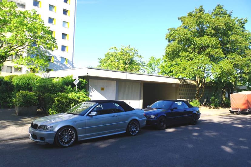 Garage, Eigentumswohnung (3 bis 4 Zimmer)