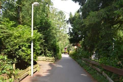 Zweifamilienhaus, Garage