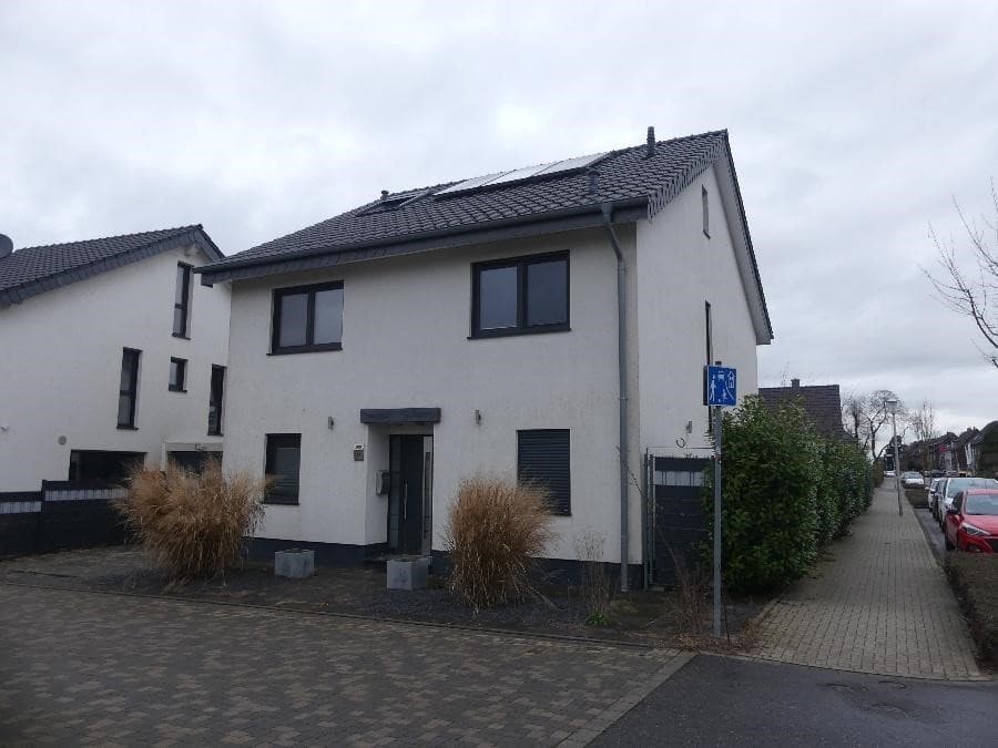 Garage, Einfamilienhaus - Bild 1